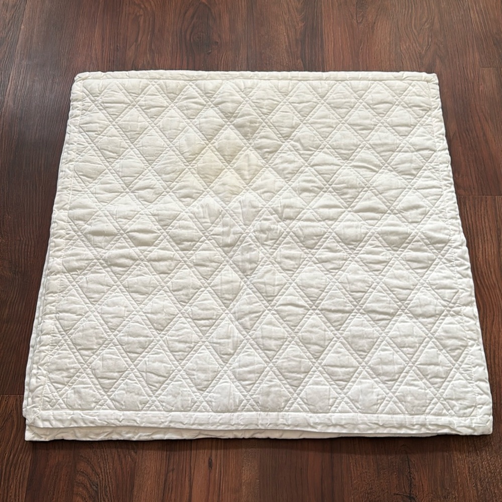 Royal Velvet Quilted Print Pillow Covers Size 26 in x 26 in Color White